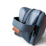 ESTUCHE DE VIAJE HOMBRE AZUL