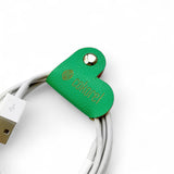 PORTA CABLES CORAZÓN VERDE