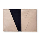 PORTA PASAPORTE BEIGE COCODRILO